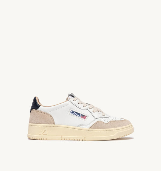 Medalist Low Sneaker – White/Blue Leather & Beige Suede