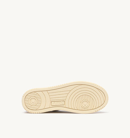 Medalist Low Sneaker – White/Blue Leather & Beige Suede