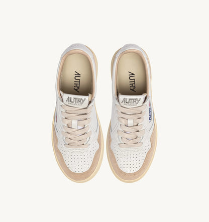 Medalist Low Sneaker – White Leather & Beige Suede