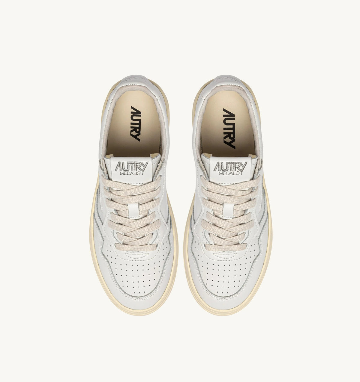 Medalist Low Sneaker – White Leather