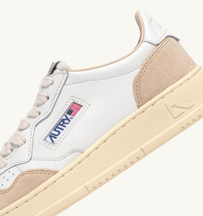 Medalist Low Sneaker – White Leather & Beige Suede