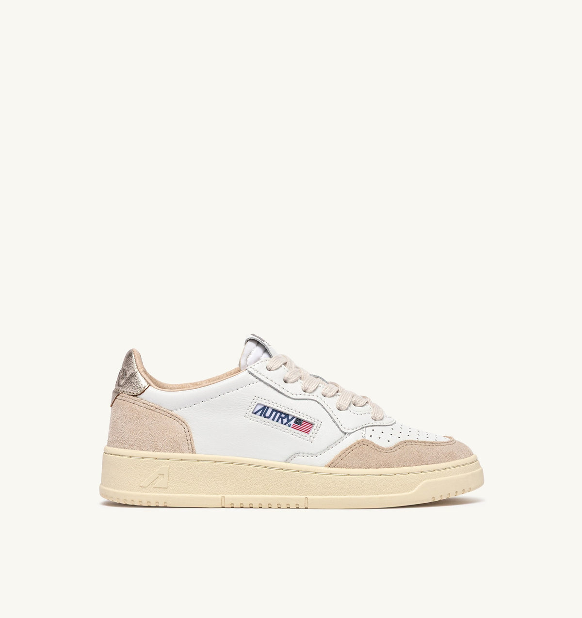 Medalist Low Sneaker – White/Gold Leather