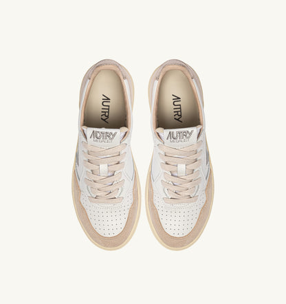 Medalist Low Sneaker – White/Gold Leather