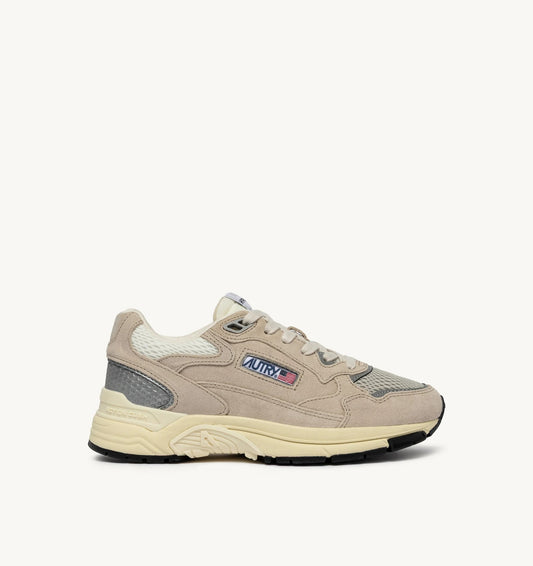 Hyperway Sneaker – Sand Brown/Silver Suede & Mesh