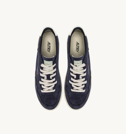 Medalist Low Sneaker – Space & White Suede